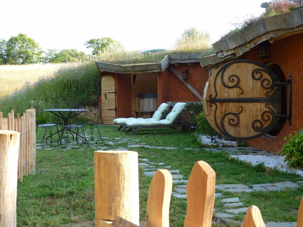 Cabane-Hobbit De Samsaget Bed and Breakfast Eyvignes-et-Eybenes Exterior foto